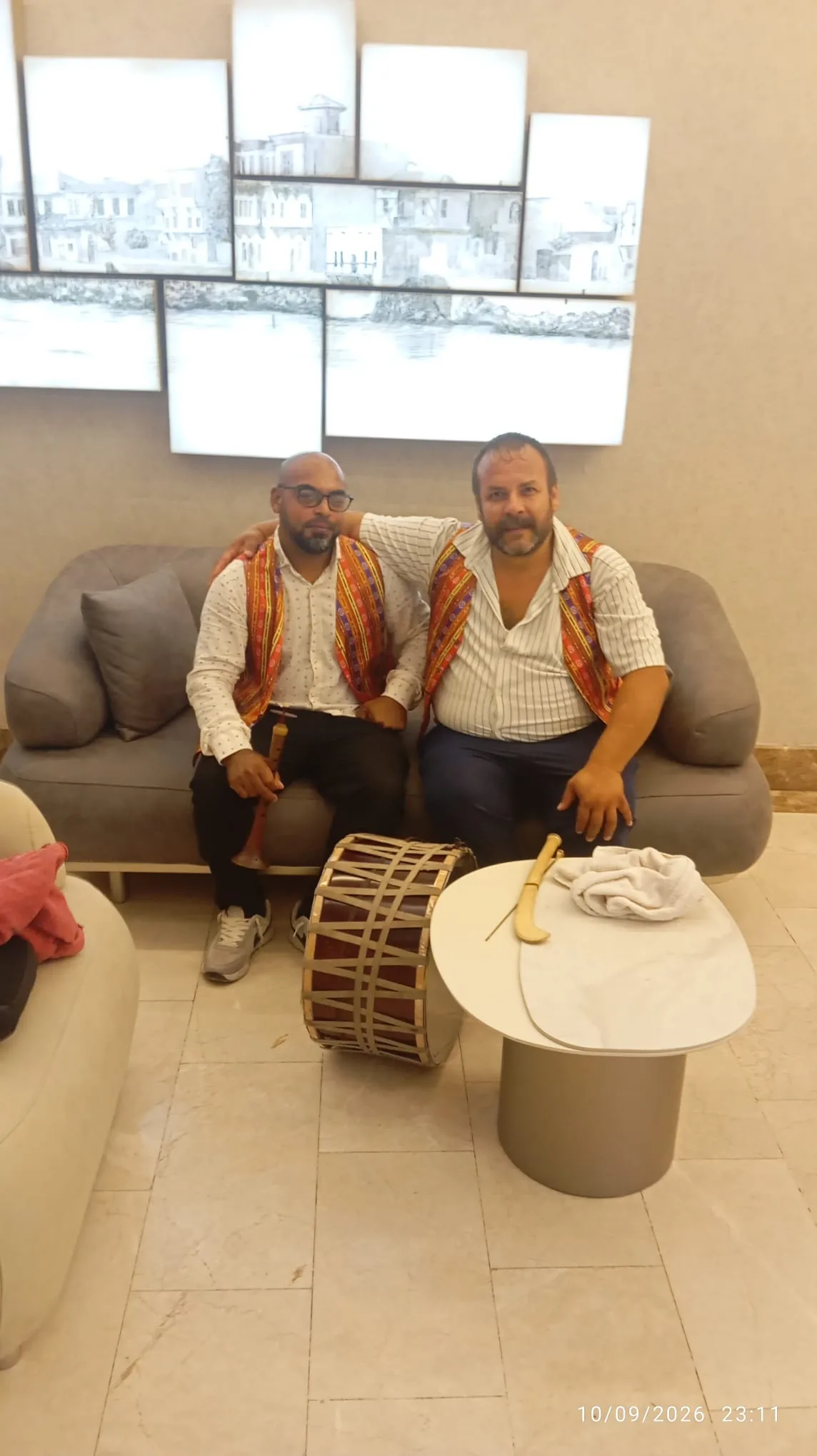 Çoklu davul zurna ekibi meydan performansı